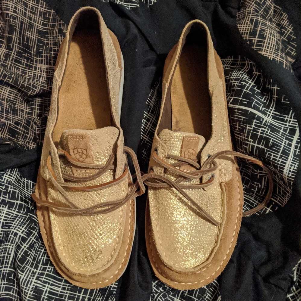 Ariat cruisers